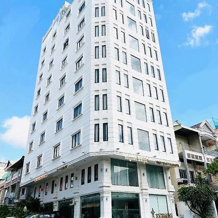 V Boutique Hotel Phnom Penh Dış mekan fotoğraf