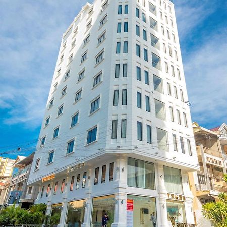 V Boutique Hotel Phnom Penh Dış mekan fotoğraf