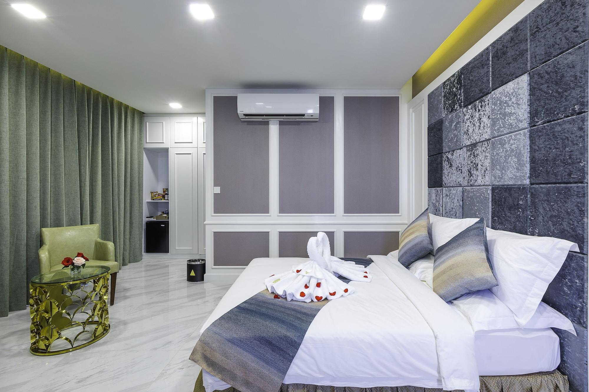 V Boutique Hotel Phnom Penh Dış mekan fotoğraf