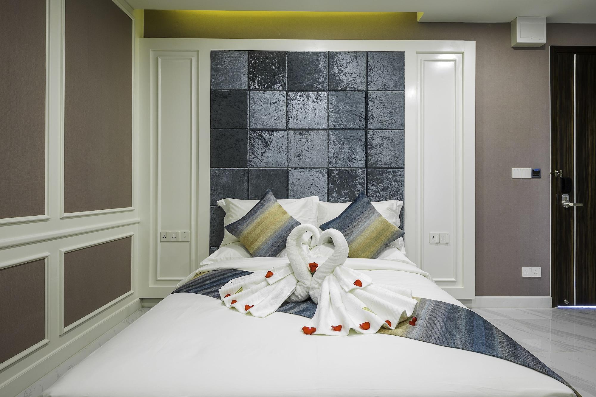V Boutique Hotel Phnom Penh Dış mekan fotoğraf