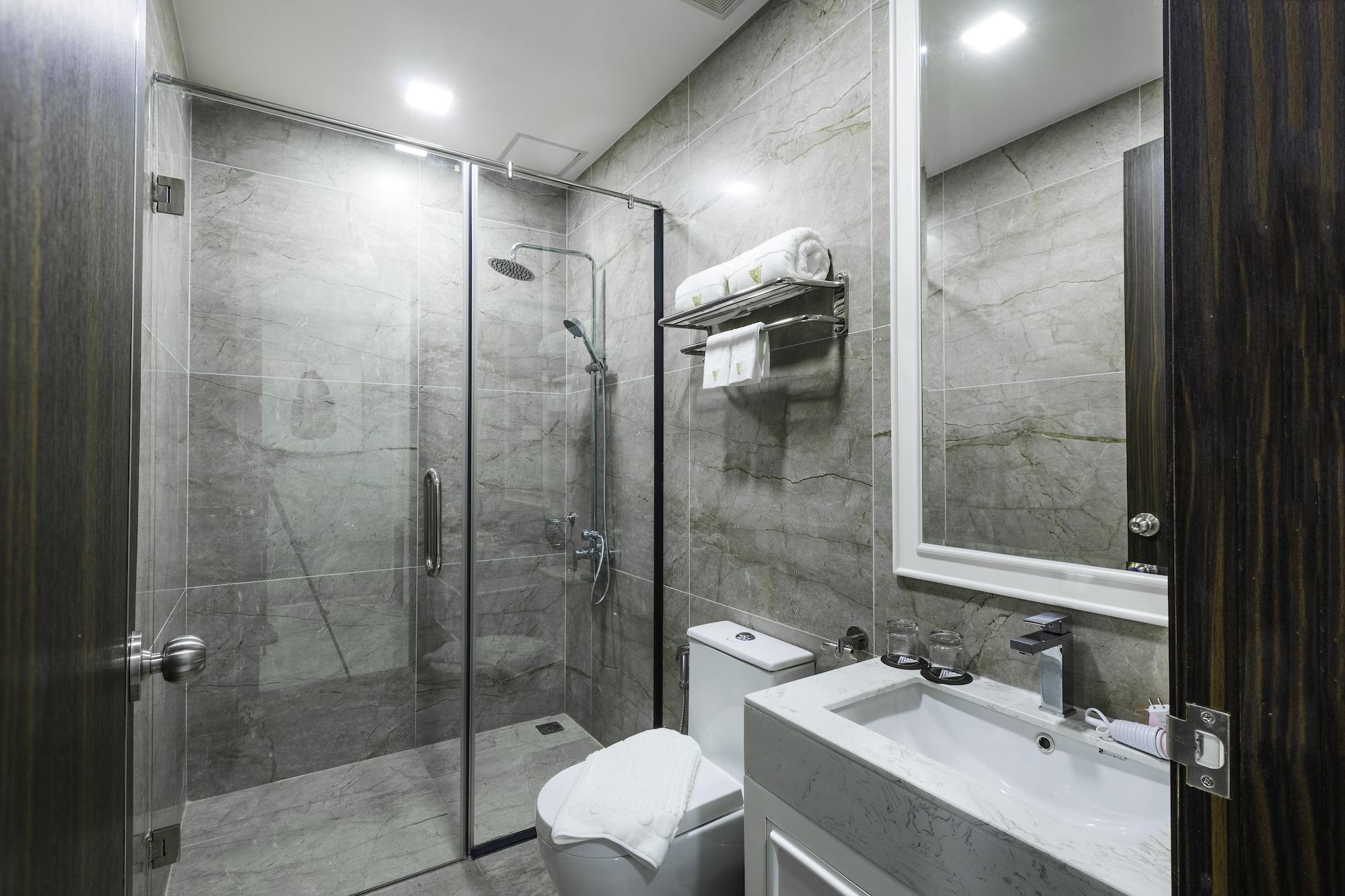V Boutique Hotel Phnom Penh Dış mekan fotoğraf