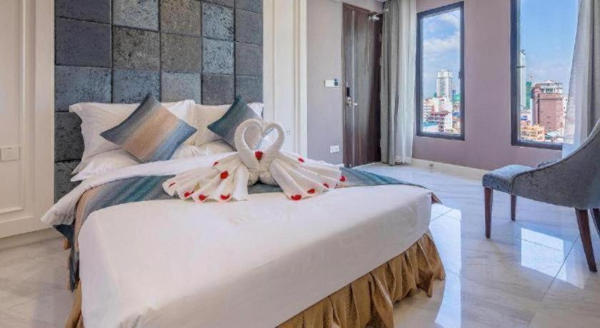 V Boutique Hotel Phnom Penh Dış mekan fotoğraf