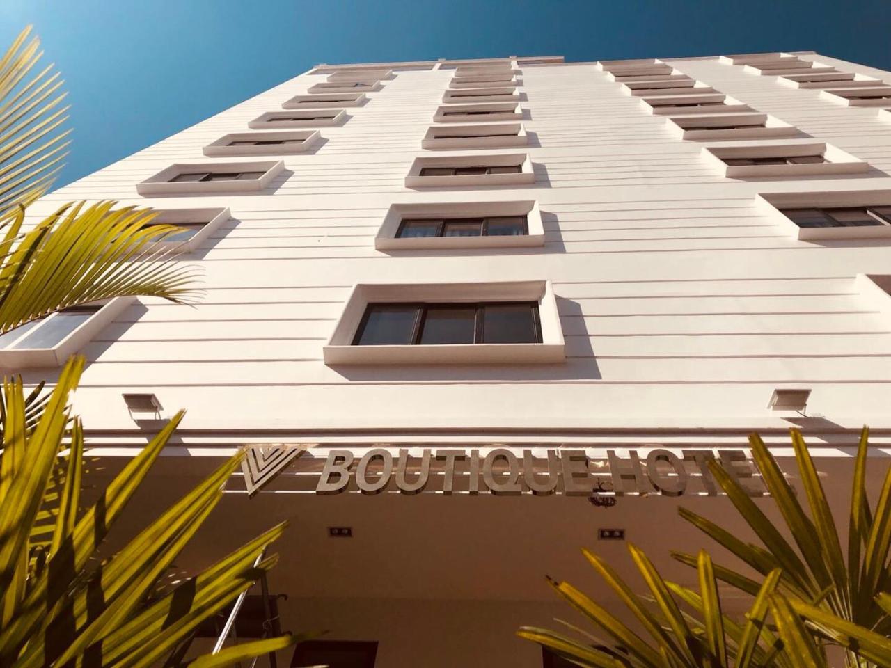 V Boutique Hotel Phnom Penh Dış mekan fotoğraf