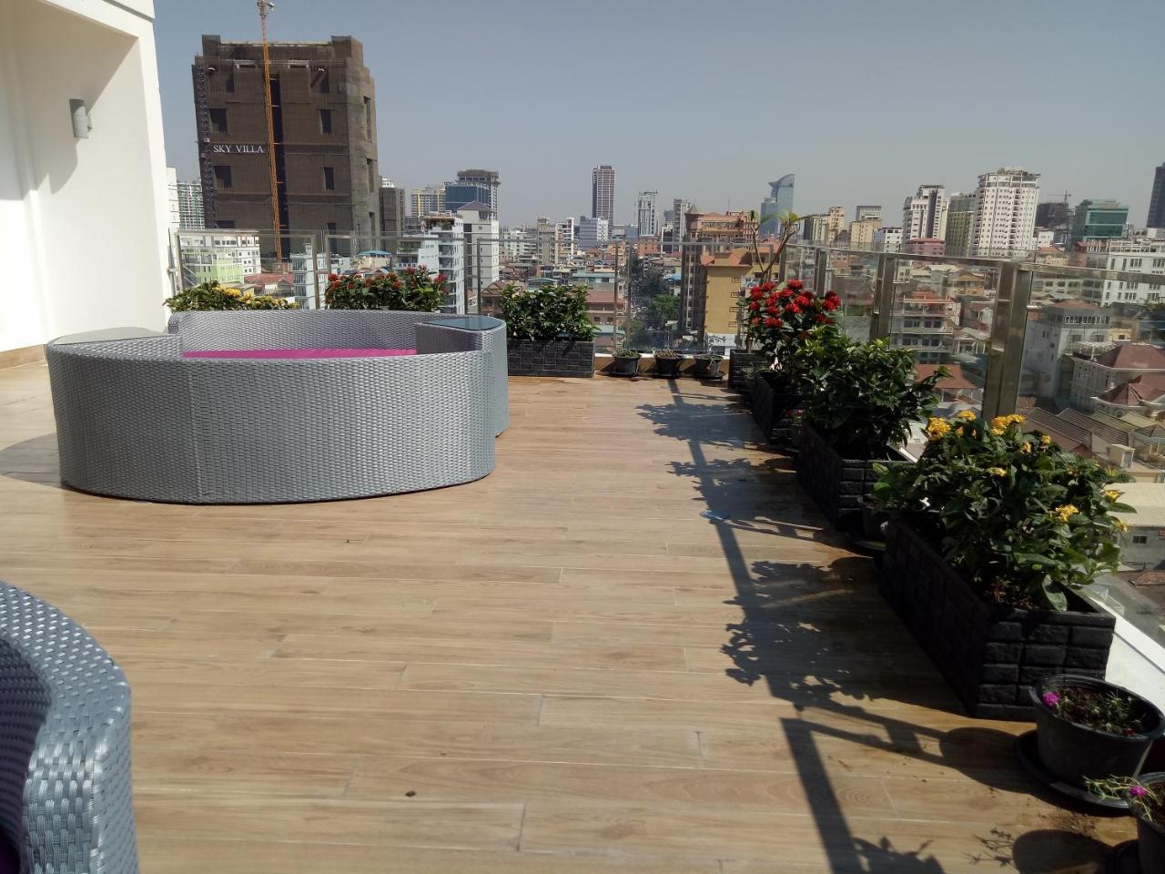 V Boutique Hotel Phnom Penh Dış mekan fotoğraf